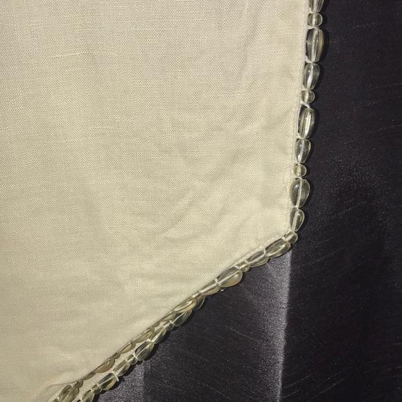 Table Runner - Picture 2 of 4